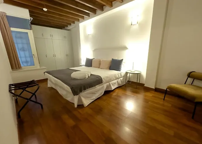 Isa Granada