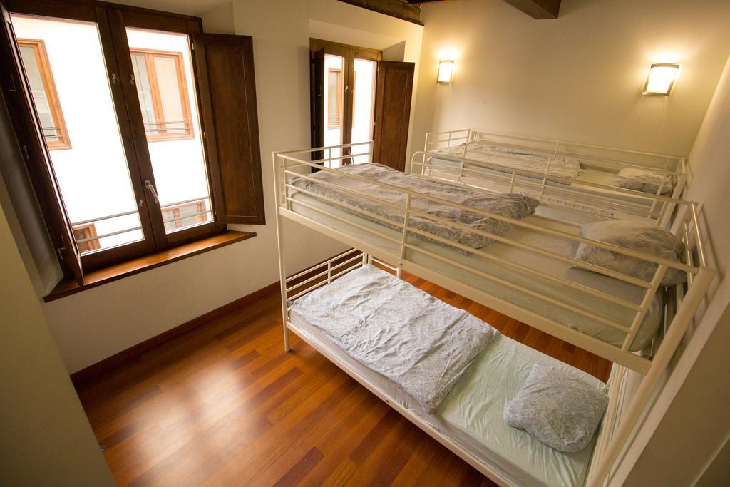 Isa Apartament *