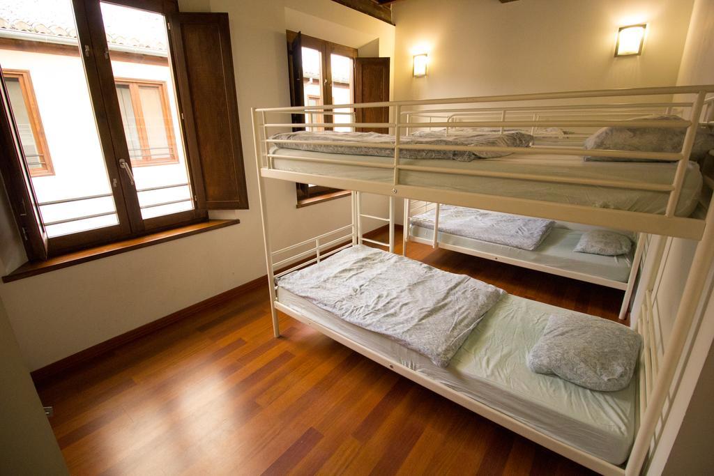 Isa Apartament *